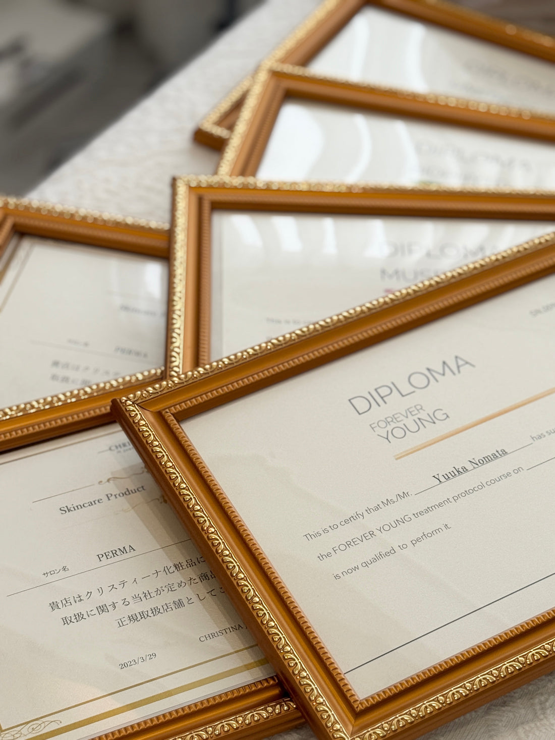 自宅で医療レベルのスキンケア｜クリニック美容と専任カウンセラーがサポート