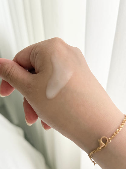 【引き締め×保湿×トーンアップ】多機能スリミングクリーム｜UNA True Cream